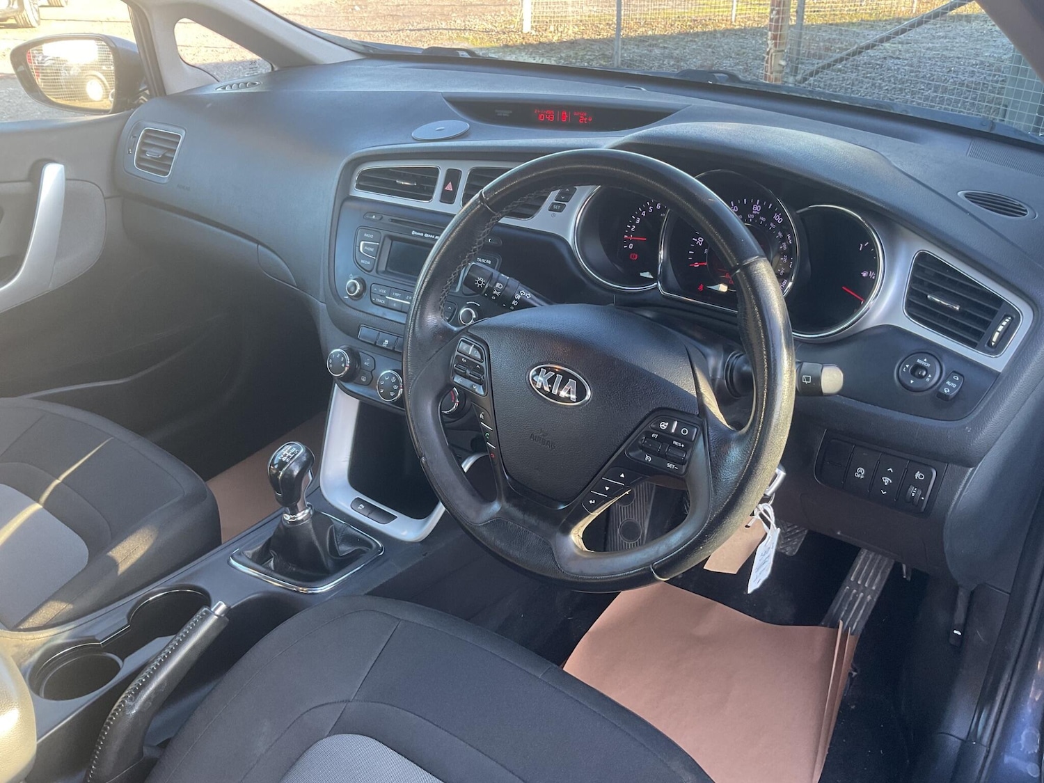 Used Kia Ceed 2014 for sale - 76802284: Photo 11