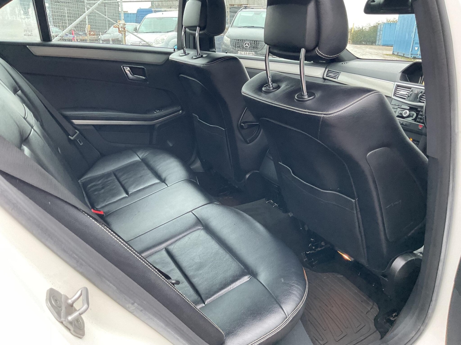 Used Mercedes-Benz E Class 2011 for sale - 77214820: Photo 13