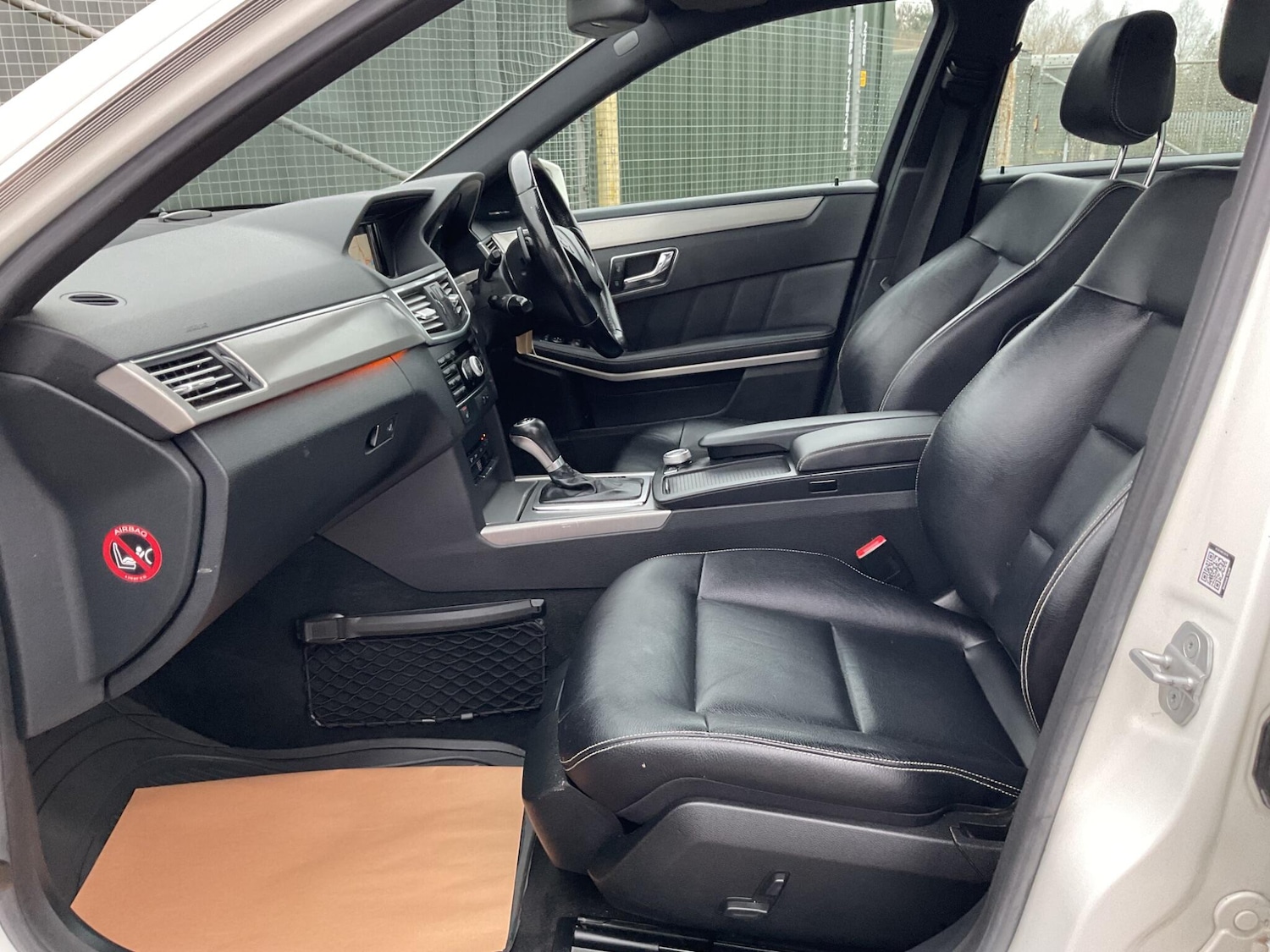 Used Mercedes-Benz E Class 2011 for sale - 77214820: Photo 15