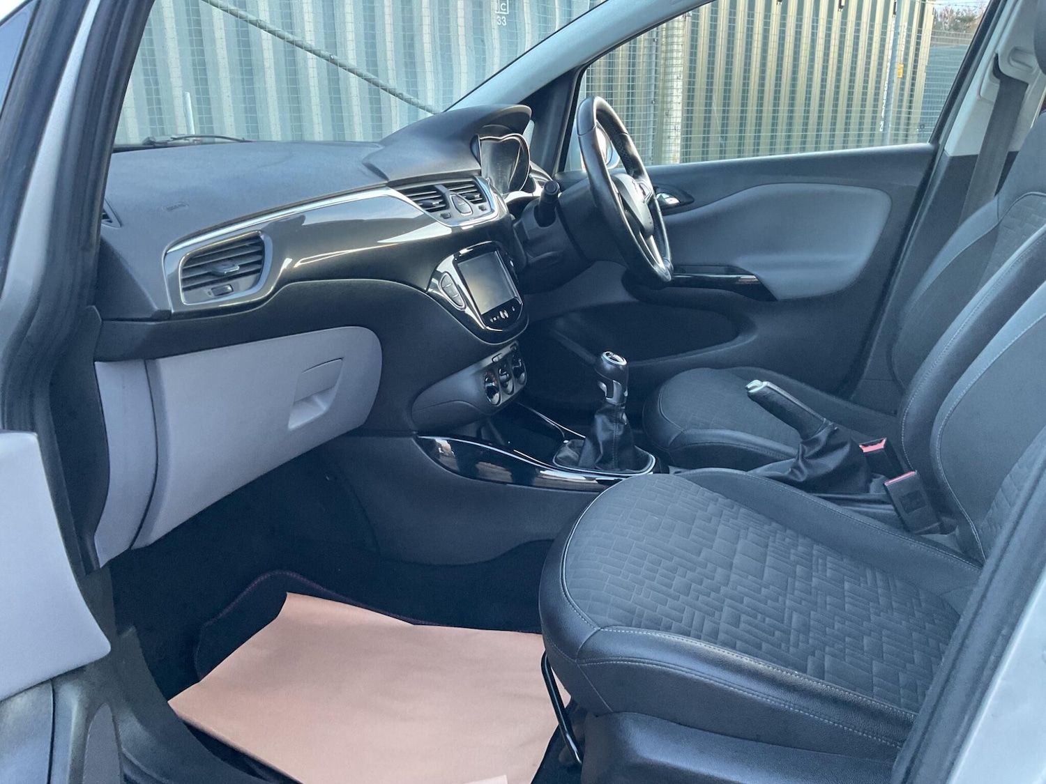 Used Vauxhall Corsa 2015 for sale - 77191281: Photo 13