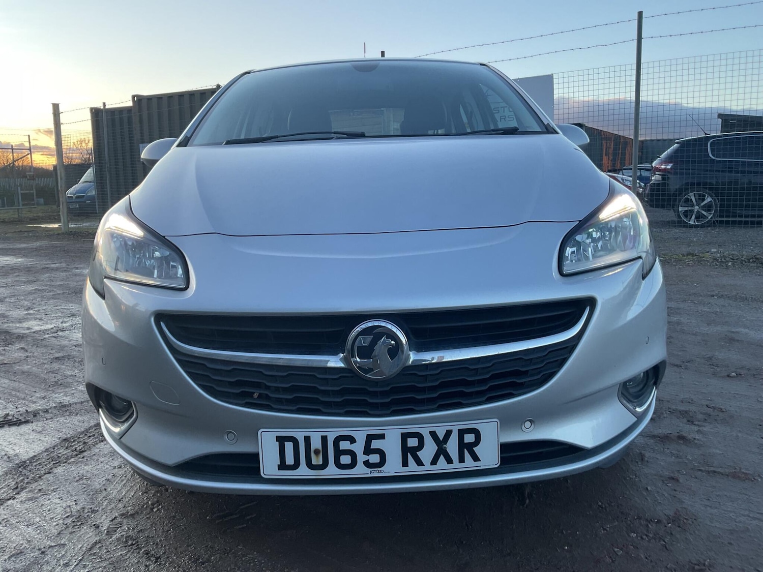 Used Vauxhall Corsa 2015 for sale - 77191281: Photo 2