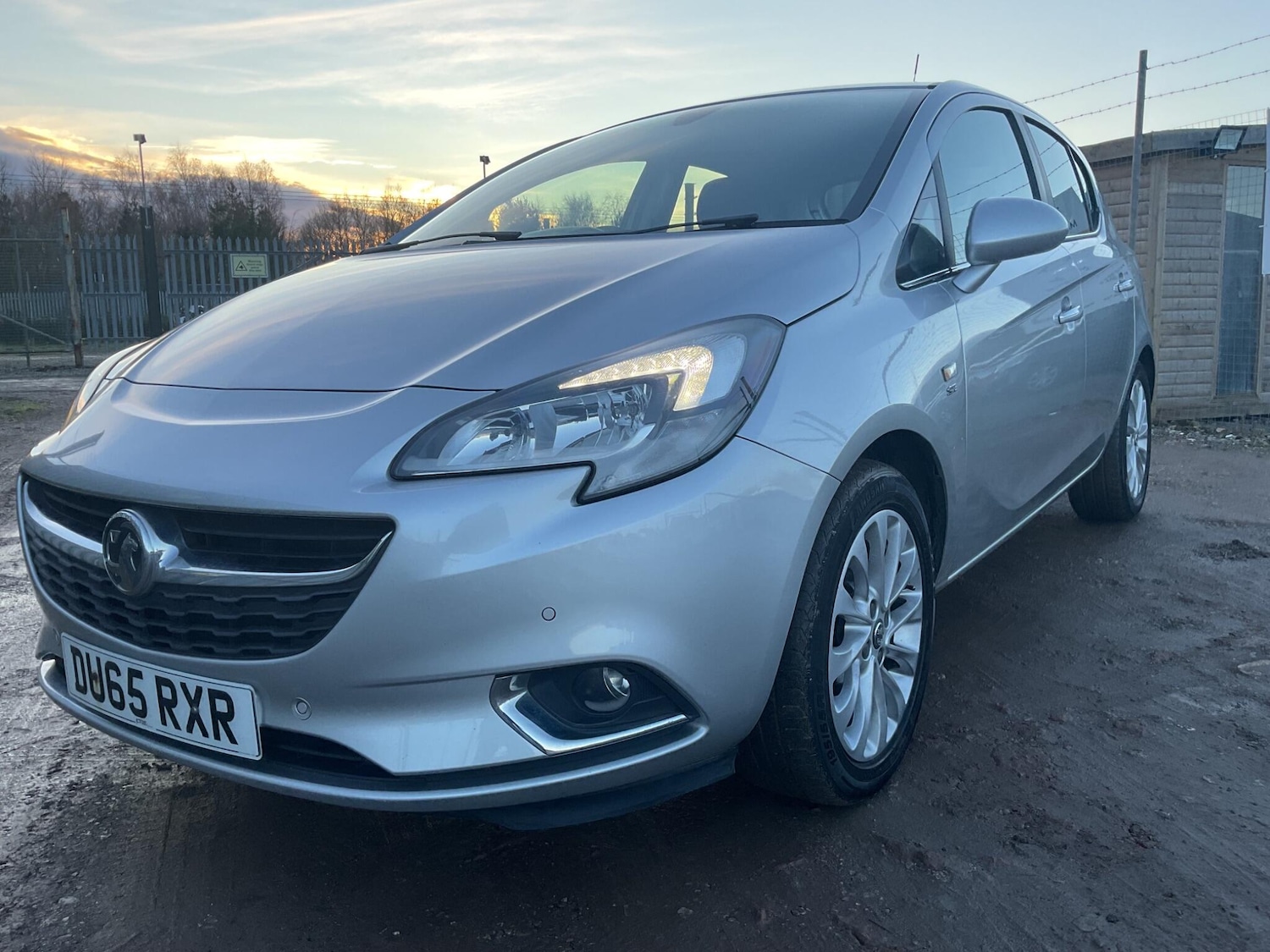 Used Vauxhall Corsa 2015 for sale - 77191281: Photo 3