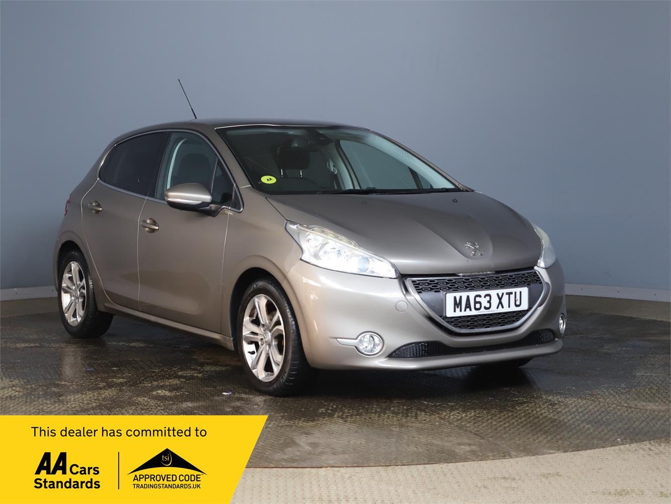 Used Peugeot 208 2013 for sale - 76866430: Photo 1