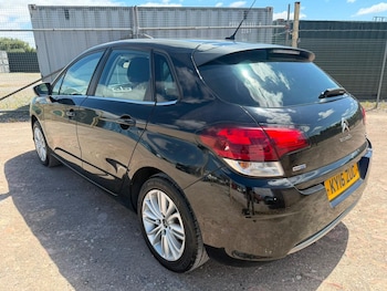 Used Citroen C4 2016 for sale - 79092750: Photo