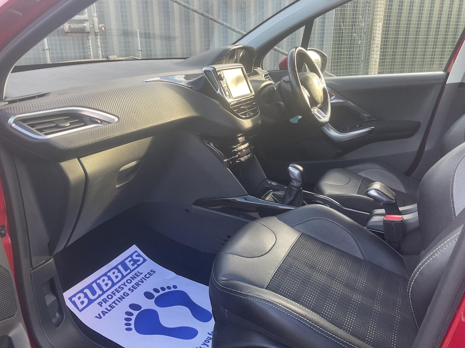 Used Peugeot 2008 2017 for sale - 76802306: Photo 13