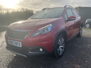 Used Peugeot 2008 2017 for sale - 76802306: Photo
