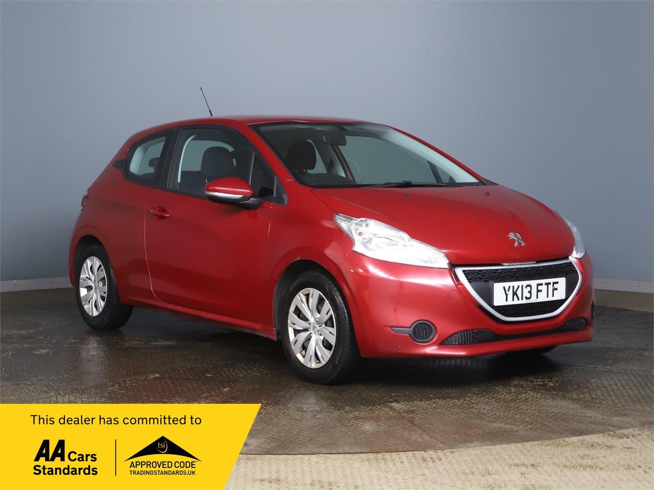 Used Peugeot 208 2013 for sale - 77166907: Photo 1