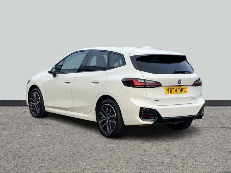 Used BMW 2 Series 2024 for sale - 76981384: Photo 2