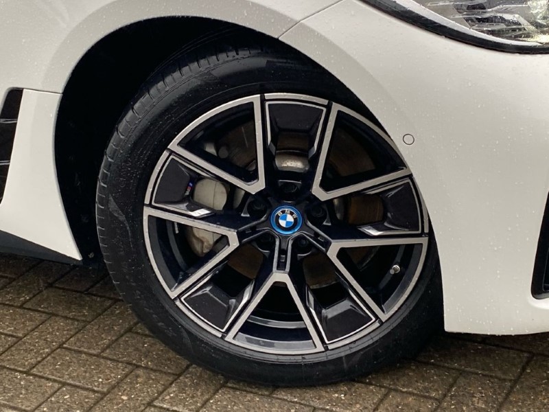 Used BMW i4 2023 for sale - 77195336: Photo 42