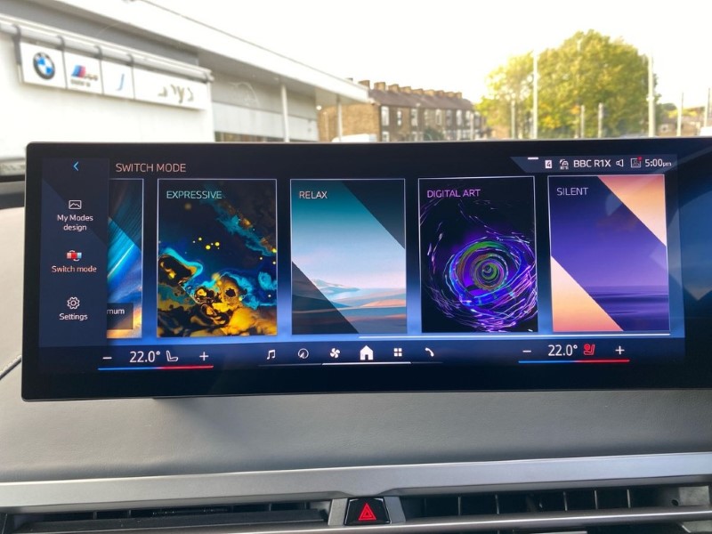 Used BMW iX 2025 for sale - 77210345: Photo 31