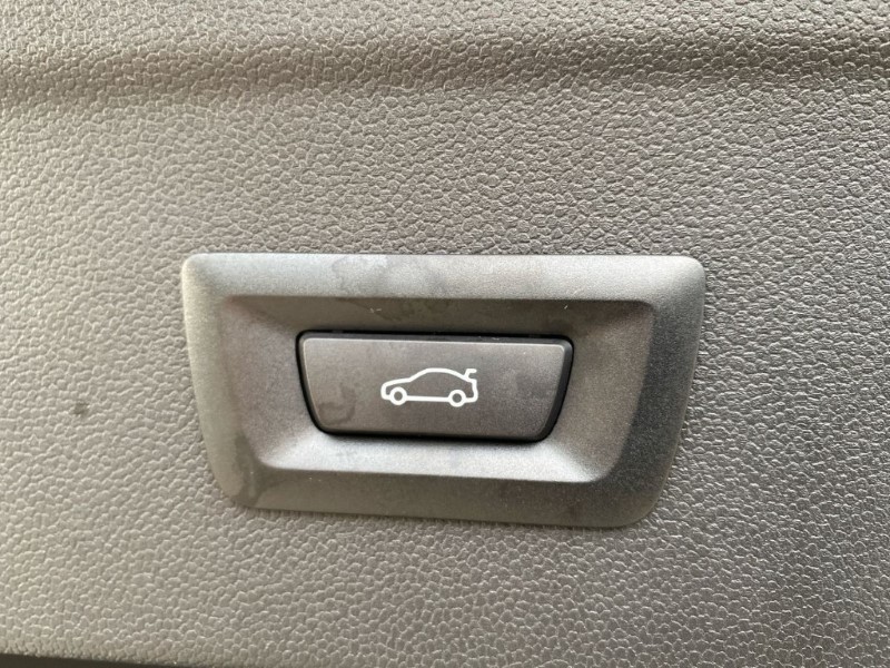 Used BMW iX 2025 for sale - 77210345: Photo 40