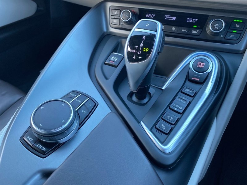 Used BMW i8 2018 for sale - 76982038: Photo 10