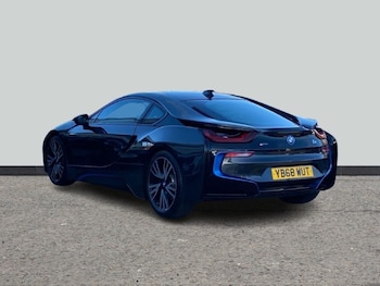 Used BMW i8 2018 for sale - 76982038: Photo