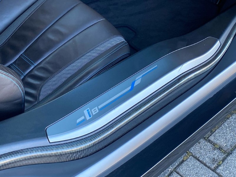 Used BMW i8 2018 for sale - 76982038: Photo 37
