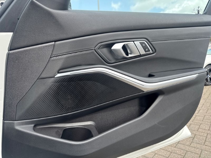 Used BMW 3 Series 2021 for sale - 78199129: Photo 21