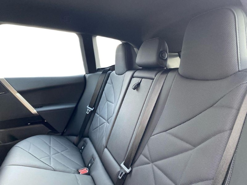 Used BMW iX 2023 for sale - 77435239: Photo 12