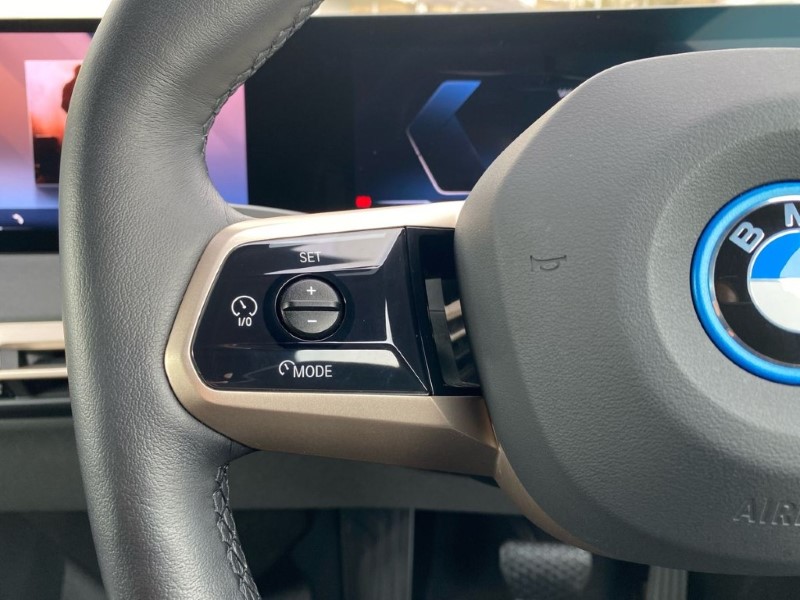 Used BMW iX 2023 for sale - 77435239: Photo 17