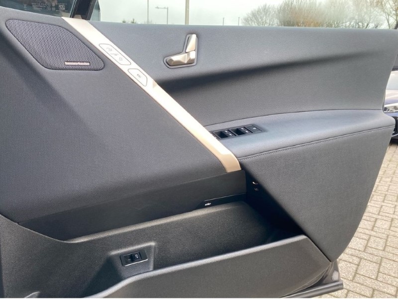 Used BMW iX 2023 for sale - 77435239: Photo 21