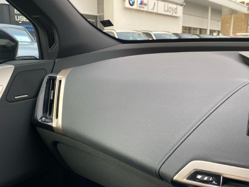 Used BMW iX 2023 for sale - 77435239: Photo 32