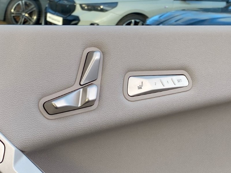 Used BMW iX 2023 for sale - 77001395: Photo 24