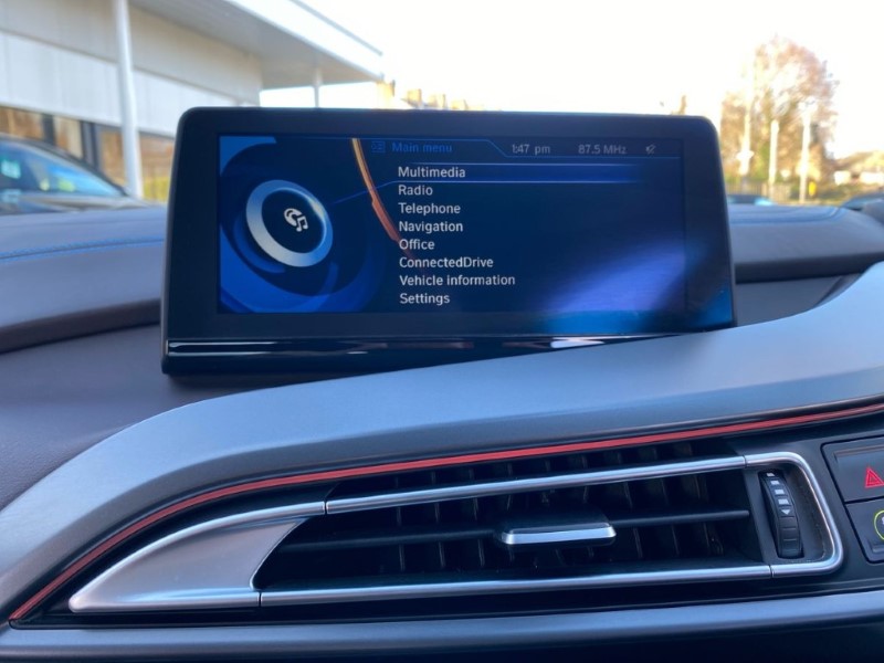 Used BMW i8 2018 for sale - 77001421: Photo 26