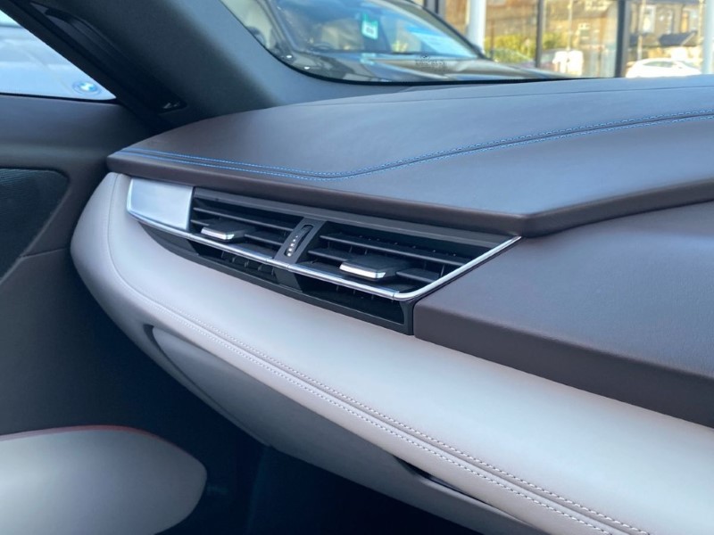 Used BMW i8 2018 for sale - 77001421: Photo 33