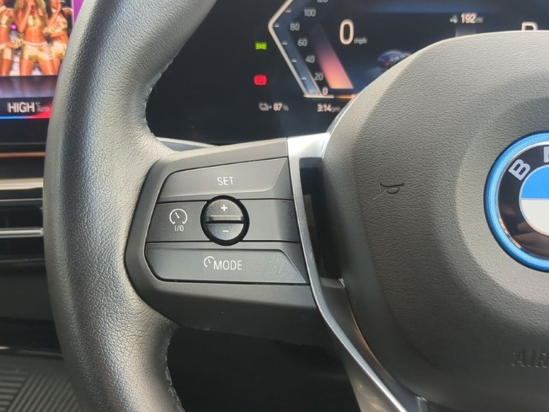 Used BMW iX1 2023 for sale - 76982331: Photo 17