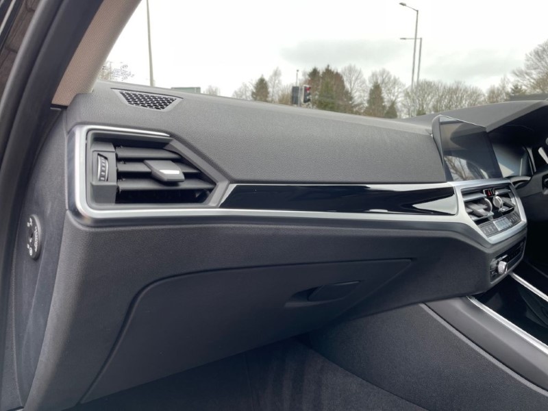 Used BMW 3 Series 2022 for sale - 77888373: Photo 32