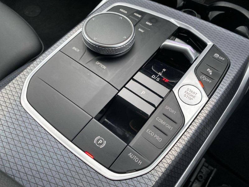 Used BMW 3 Series 2024 for sale - 77420515: Photo 10