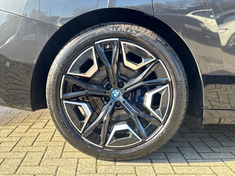 Used BMW iX 2023 for sale - 77918147: Photo 14