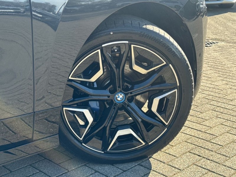 Used BMW iX 2023 for sale - 77918147: Photo 50