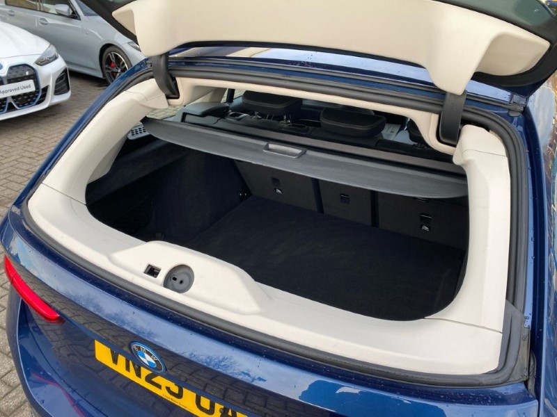 Used BMW 3 Series 2023 for sale - 76981085: Photo 38