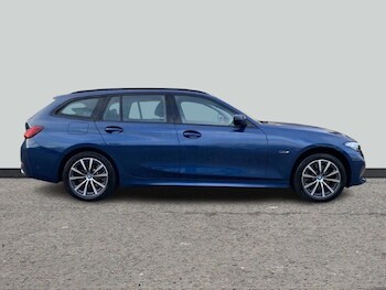 Used BMW 3 Series 2023 for sale - 76981085: Photo