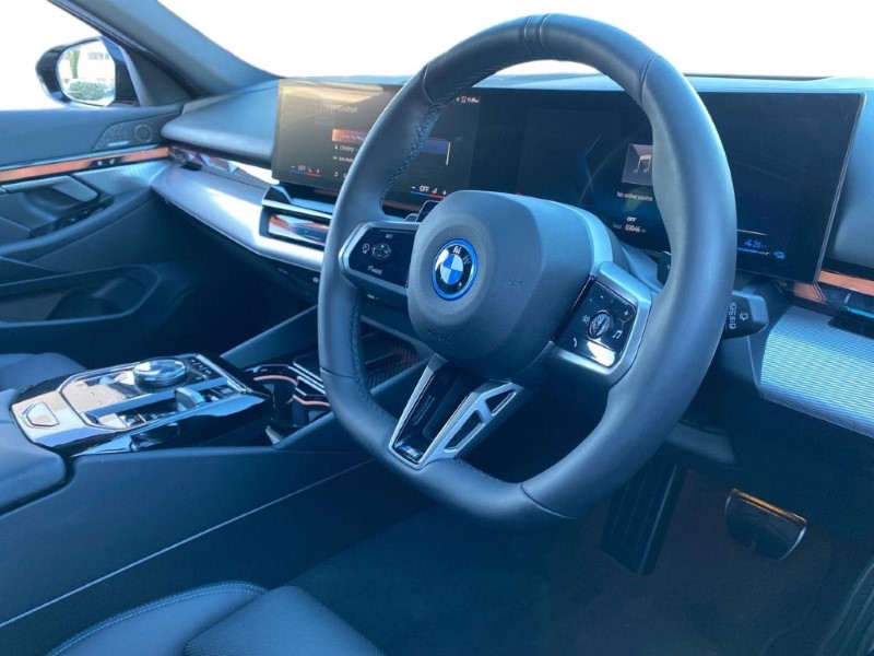 Used BMW 5 Series 2025 for sale - 77113025: Photo 6