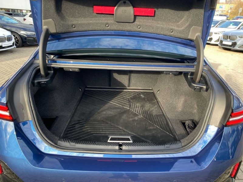 Used BMW i5 2025 for sale - 76982227: Photo 13