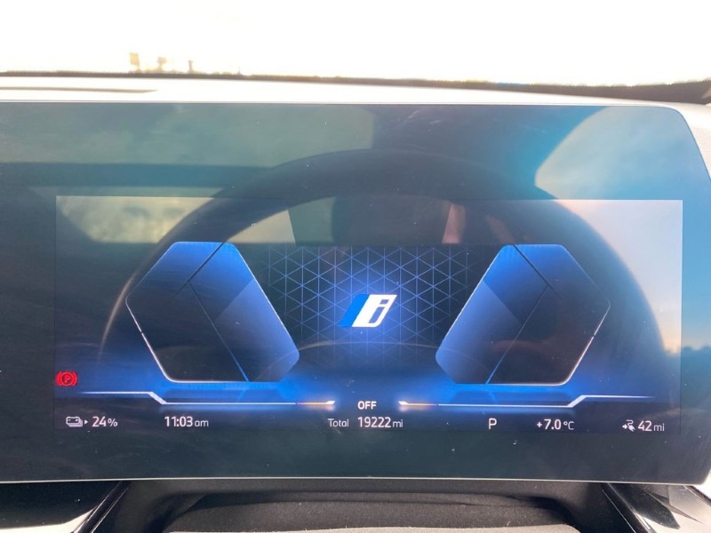 Used BMW iX1 2023 for sale - 77225300: Photo 9