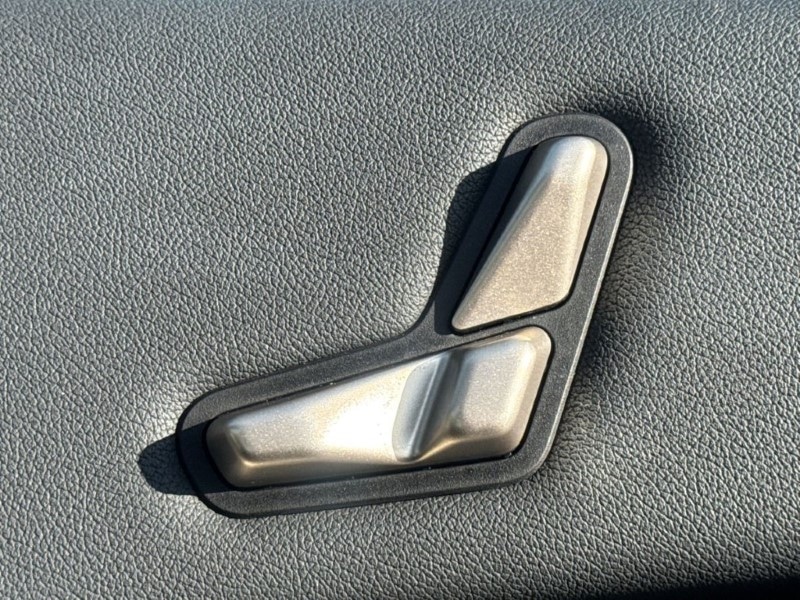 Used BMW iX 2024 for sale - 77934530: Photo 23