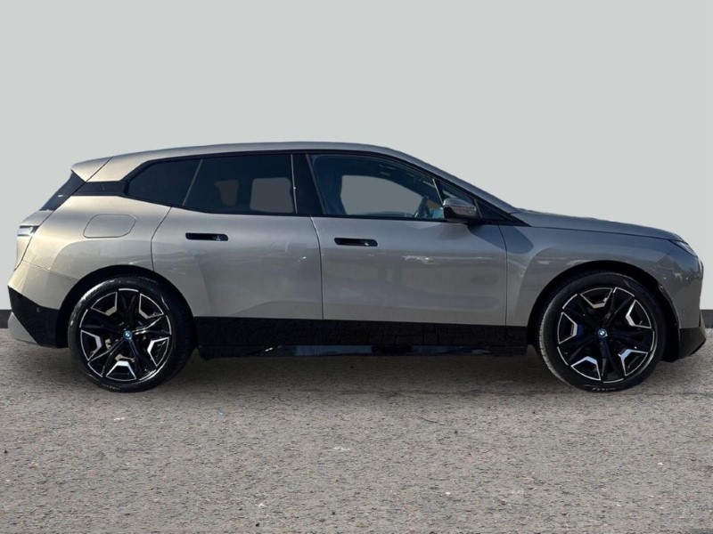 Used BMW iX 2024 for sale - 77934530: Photo 3