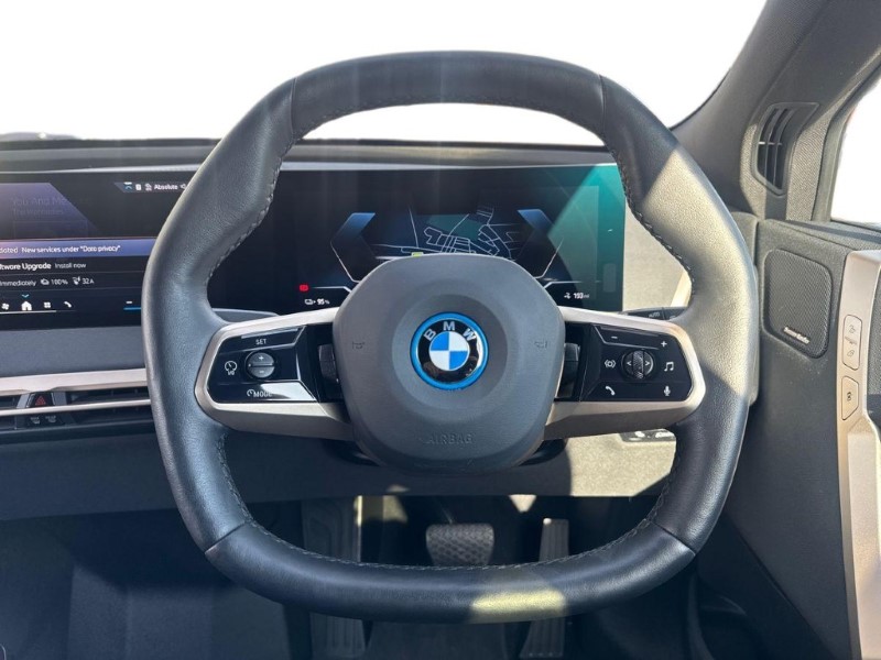 Used BMW iX 2024 for sale - 77934530: Photo 5