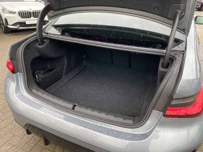 Used BMW 3 Series 2024 for sale - 77545371: Photo 37