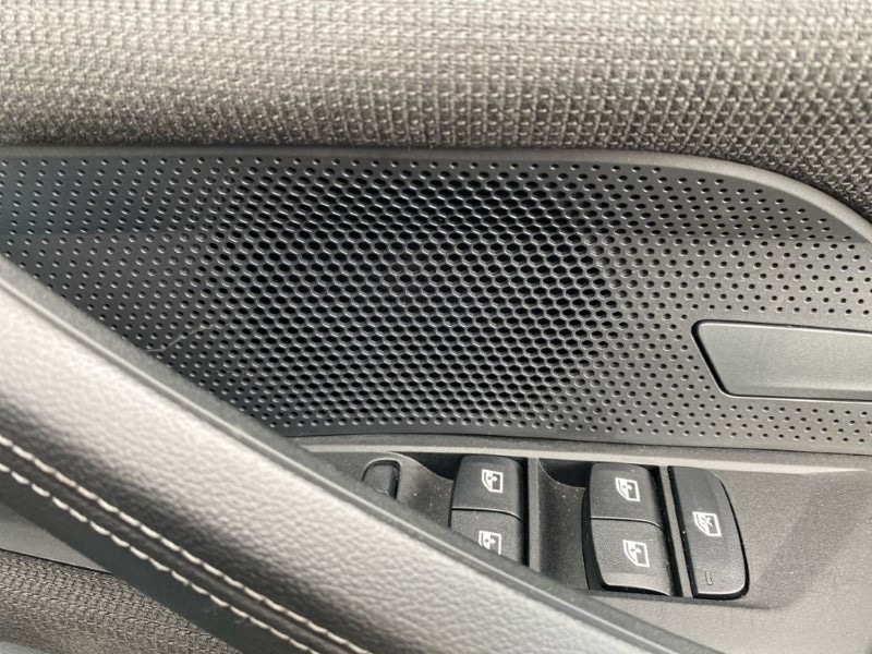 Used BMW i4 2023 for sale - 76982299: Photo 20