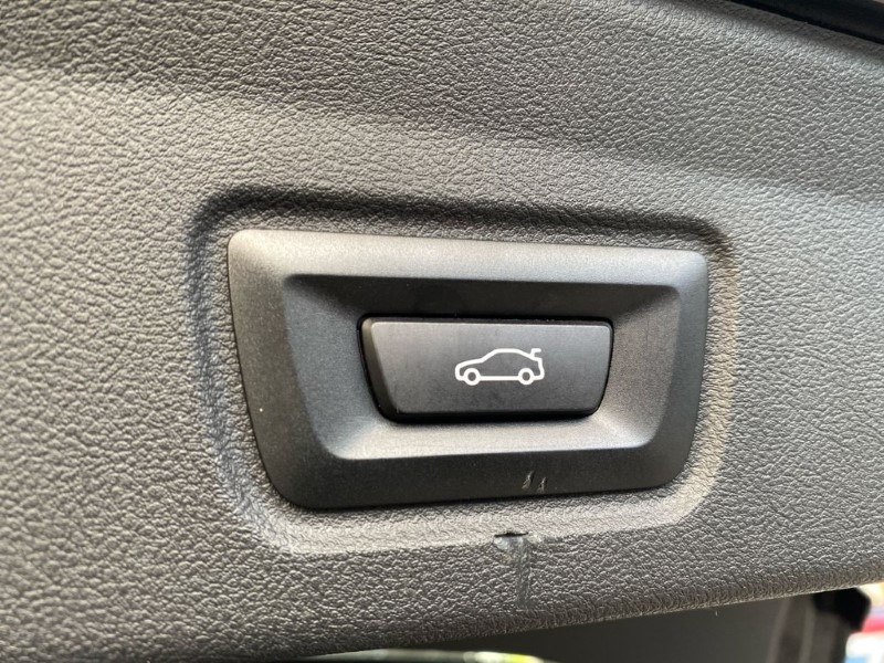 Used BMW i4 2023 for sale - 76982299: Photo 38