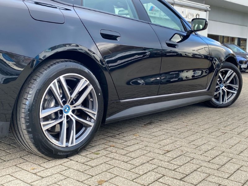 Used BMW i4 2023 for sale - 76982299: Photo 46