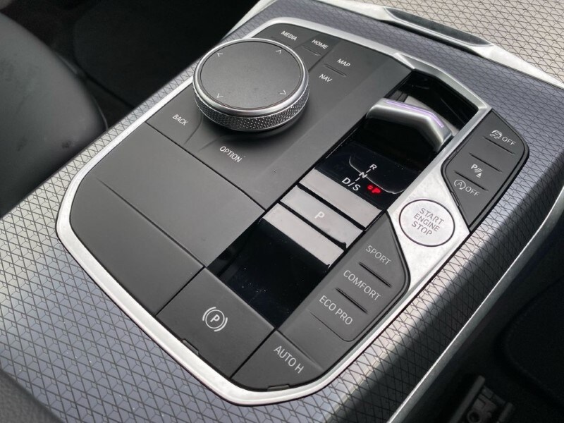 Used BMW 3 Series 2025 for sale - 77420570: Photo 10