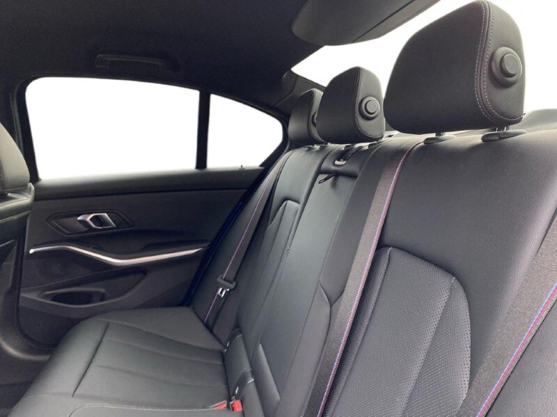 Used BMW 3 Series 2025 for sale - 77420570: Photo 12
