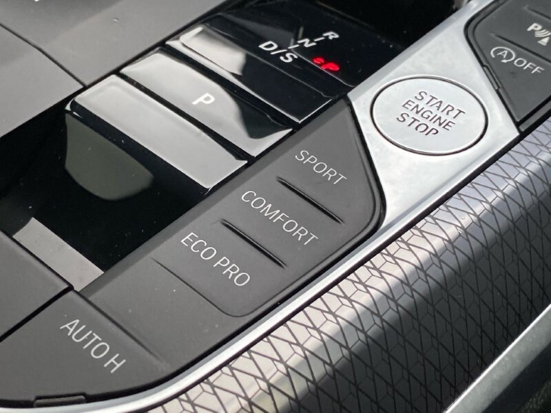 Used BMW 3 Series 2025 for sale - 77420570: Photo 19