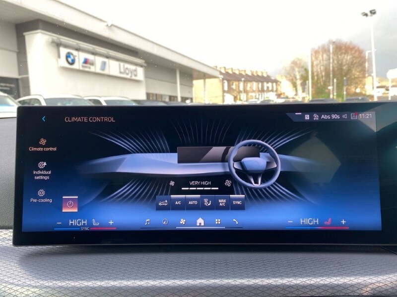 Used BMW 3 Series 2025 for sale - 77420570: Photo 29