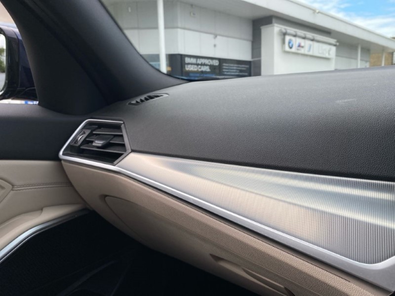 Used BMW 3 Series 2022 for sale - 76981428: Photo 32