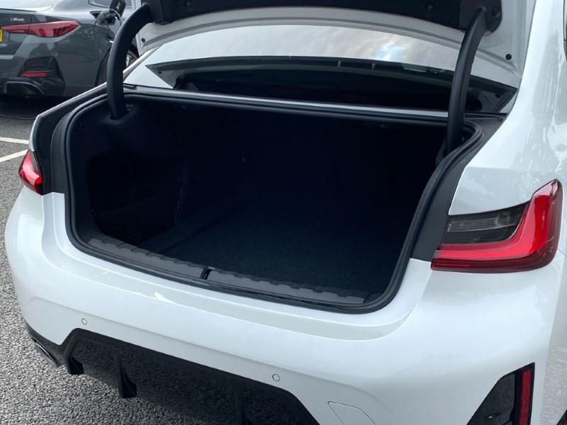 Used BMW 3 Series 2025 for sale - 77001392: Photo 37