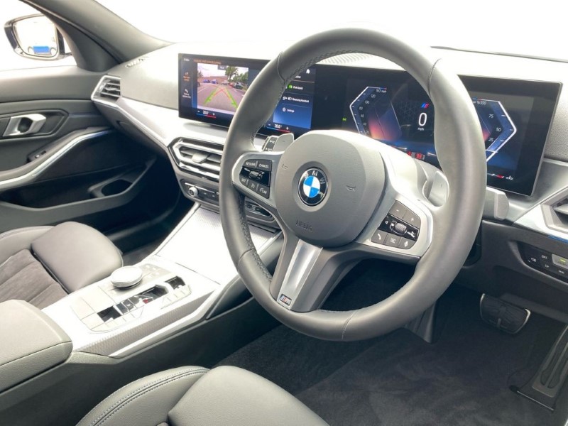 Used BMW 3 Series 2025 for sale - 76982420: Photo 6